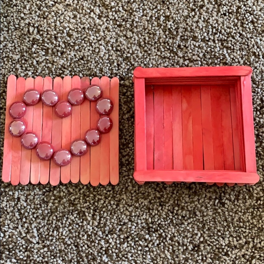 Box: ❣️ - Picture 2 of 4